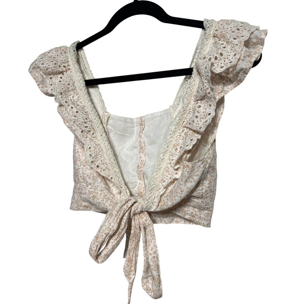 American Eagle Floral Eyelet Tie Front Crop Top‎ Size Medium Retail: $44 NWT